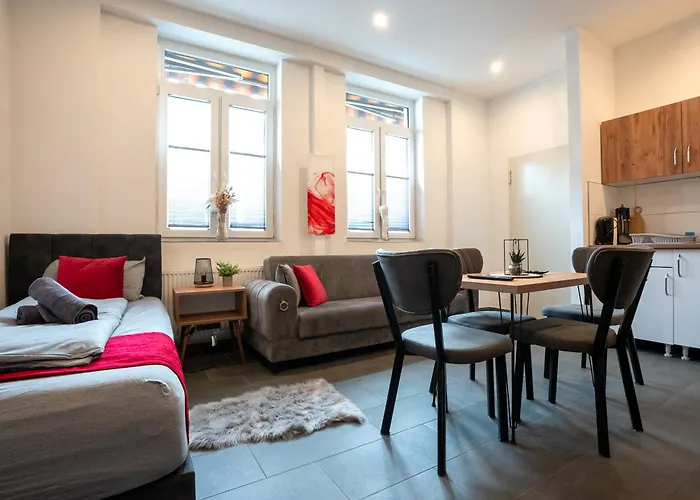 Lejlighed Serviceroom24 - 1 In Hoch Wlan - Smart-tv - 24-7 Check-in Und Kueche *