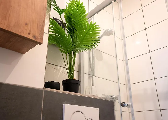 Serviceroom24 - 1 In Hoch Wlan - Smart-tv - 24-7 Check-in Und Kueche *